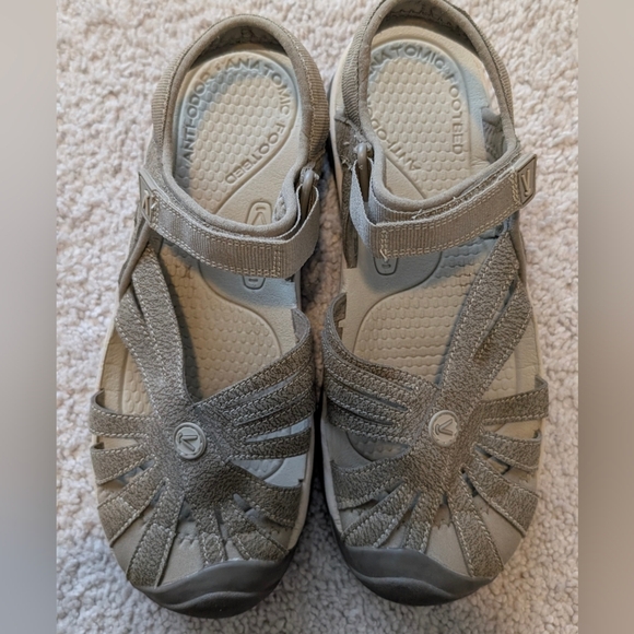 KEEN Rose Sandals Womens Size 7.5 Brindle/Shitake 1016729 Hiking Toe Bumper Arch - Picture 7 of 12